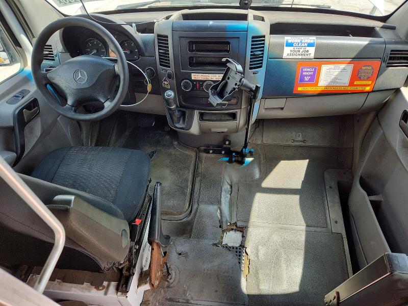 2015 Mercedes-benz VIN WD3PE8DB2FP124940 COPART salvage auction — MINOR DENT/SCRATCHES, Fl - Certificate Of Title, sold $1,350 on 2026-07-15 (photo 8)