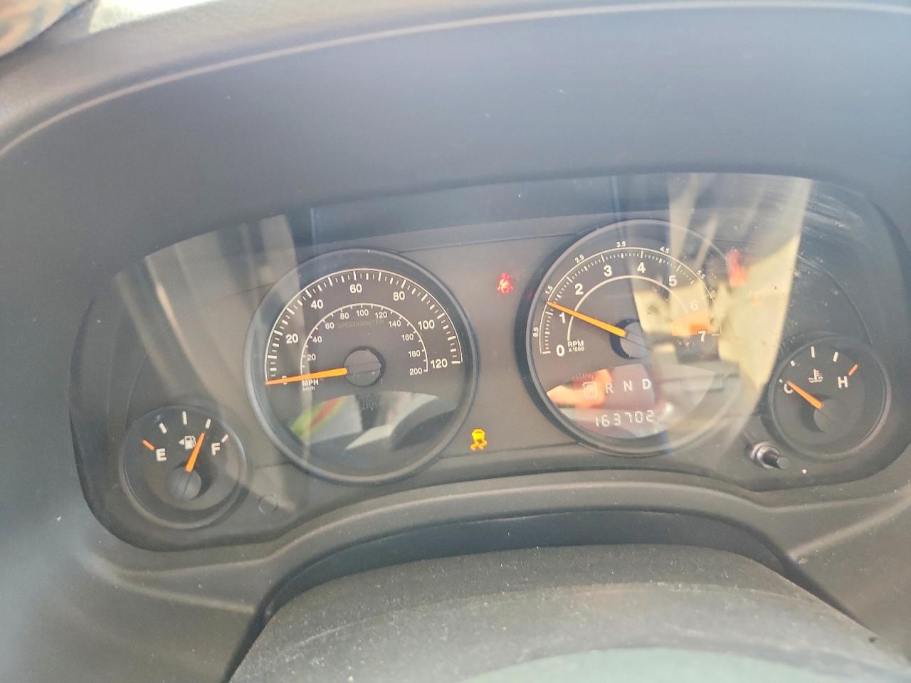2016 Jeep Patriot VIN 1C4NJPBA1GD675232 COPART salvage auction — Side, TX - SALVAGE VEHICLE TITLE, sold $850 on 2026-07-02 (photo 9)