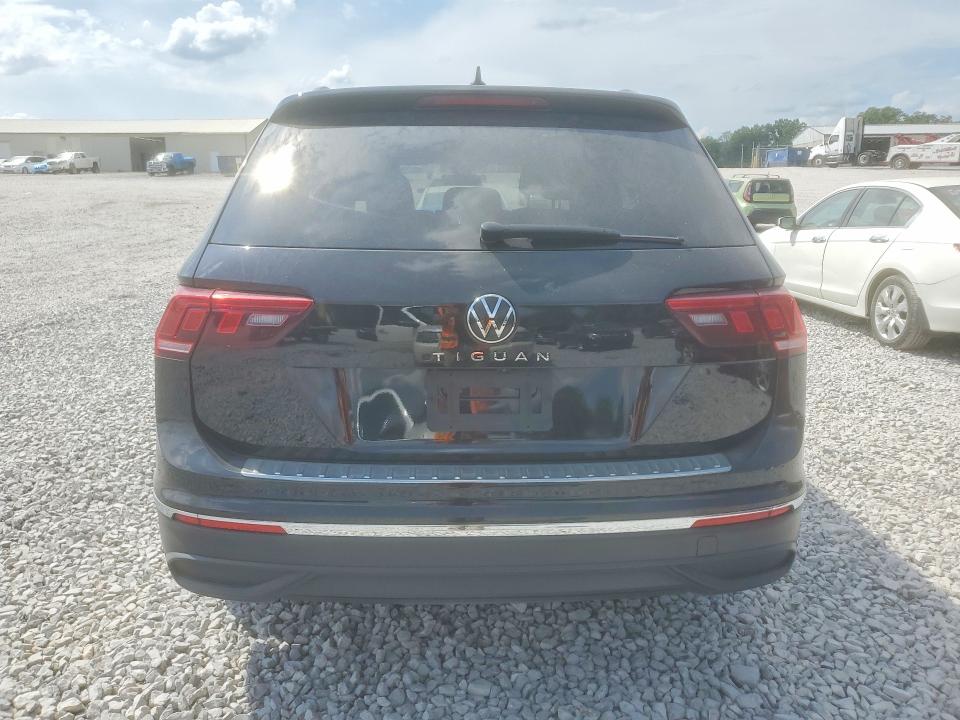 2023 Volkswagen Tiguan VIN 3VVRB7AX7PM070738 COPART salvage auction — MINOR DENT/SCRATCHES, Tn - Certificate Of Title, sold $8,500 on 2026-07-28 (photo 6)