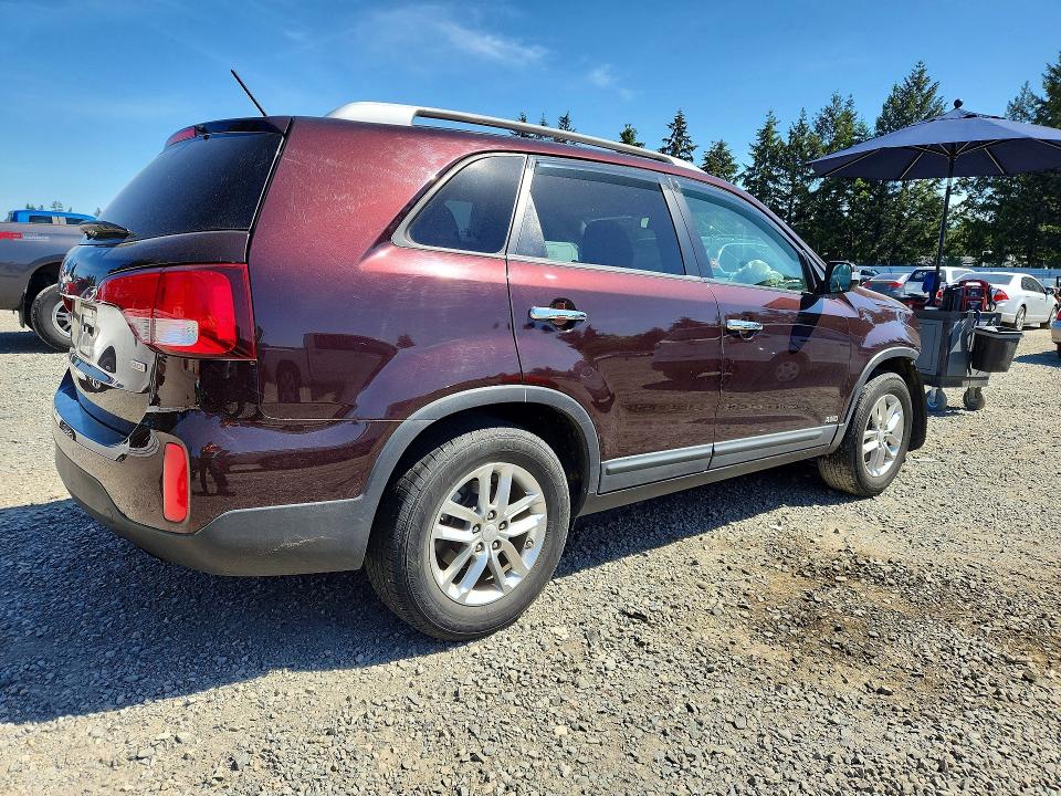 2015 Kia VIN 5XYKTCA61FG561010 COPART salvage auction — FRONT END, WA - BILL OF SALE, sold $1,100 on 2026-07-17 (photo 3)