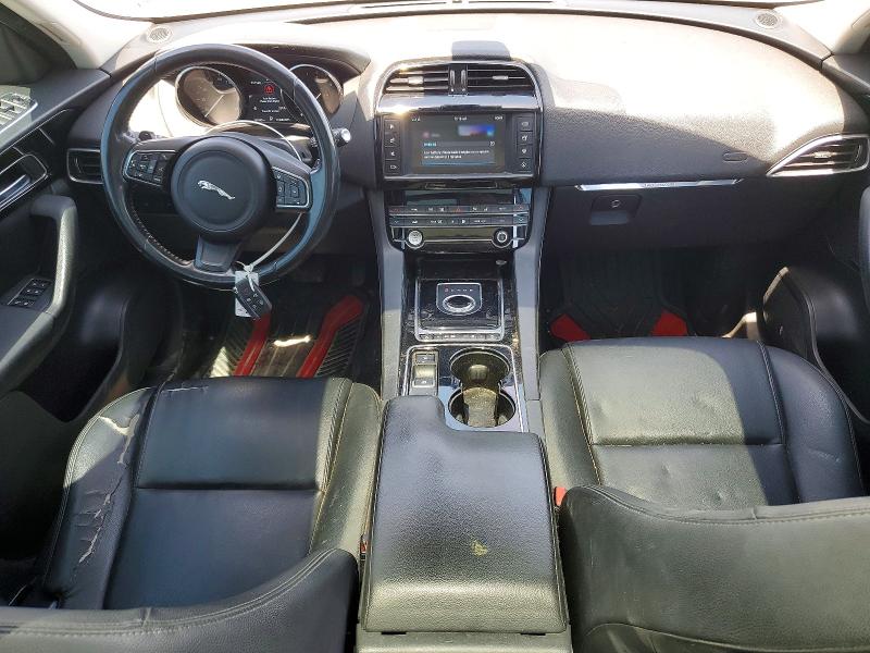 2017 Jaguar F-pace VIN SADCJ2BN3HA491513 COPART salvage auction — MINOR DENT/SCRATCHES, Il - Certificate Of Title (P), sold $2,950 on 2026-07-09 (photo 8)