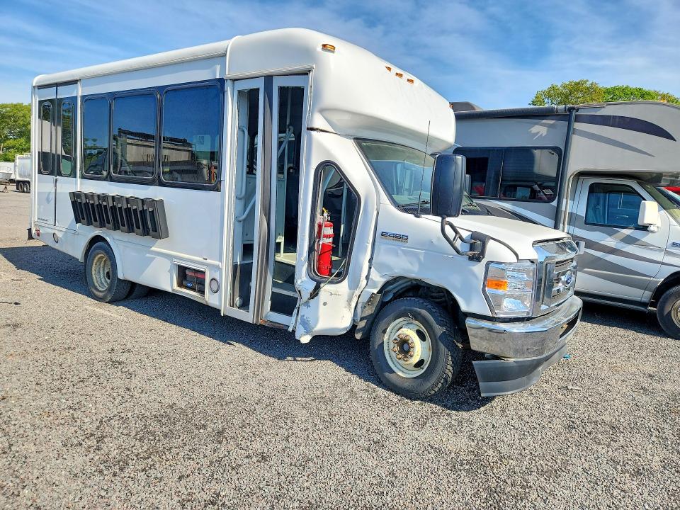 2023 Ford E-450 VIN 1FDFE4FNXPDD37313 COPART salvage auction — SIDE, Nh - Certificate Of Title, sold $5,600 on 2026-07-31 (photo 4)
