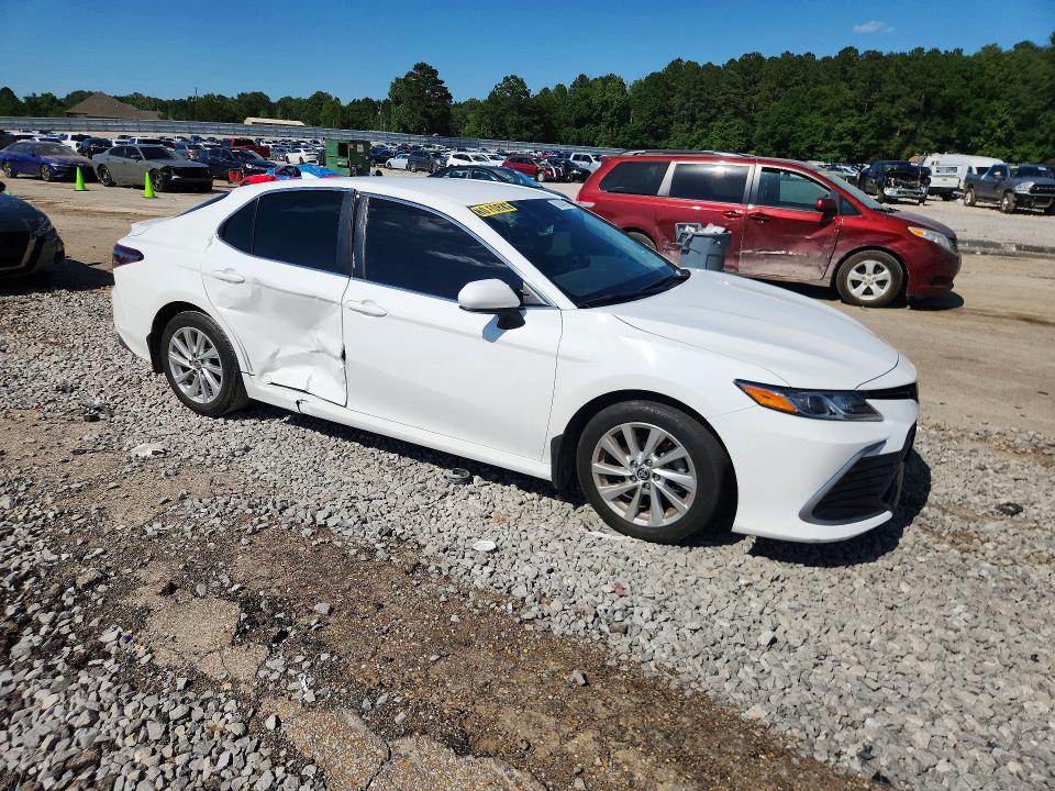 2023 Toyota Camry VIN 4T1C11AK4PU140423 COPART salvage auction — SIDE, Ms - Cert Of Title-Salvaged, sold $9,000 on 2026-07-03 (photo 4)