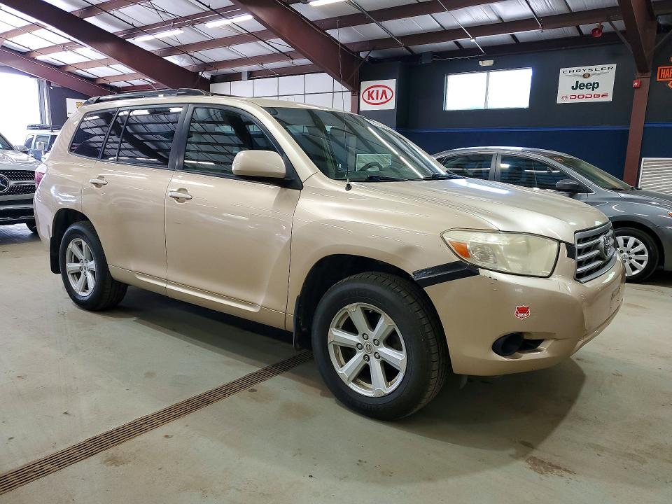 2009 Toyota Highlander VIN JTEES41A892135934 COPART salvage auction — SIDE, Vt - Cert Of Title-Parts Only Salva, sold $3,500 on 2026-07-26 (photo 4)