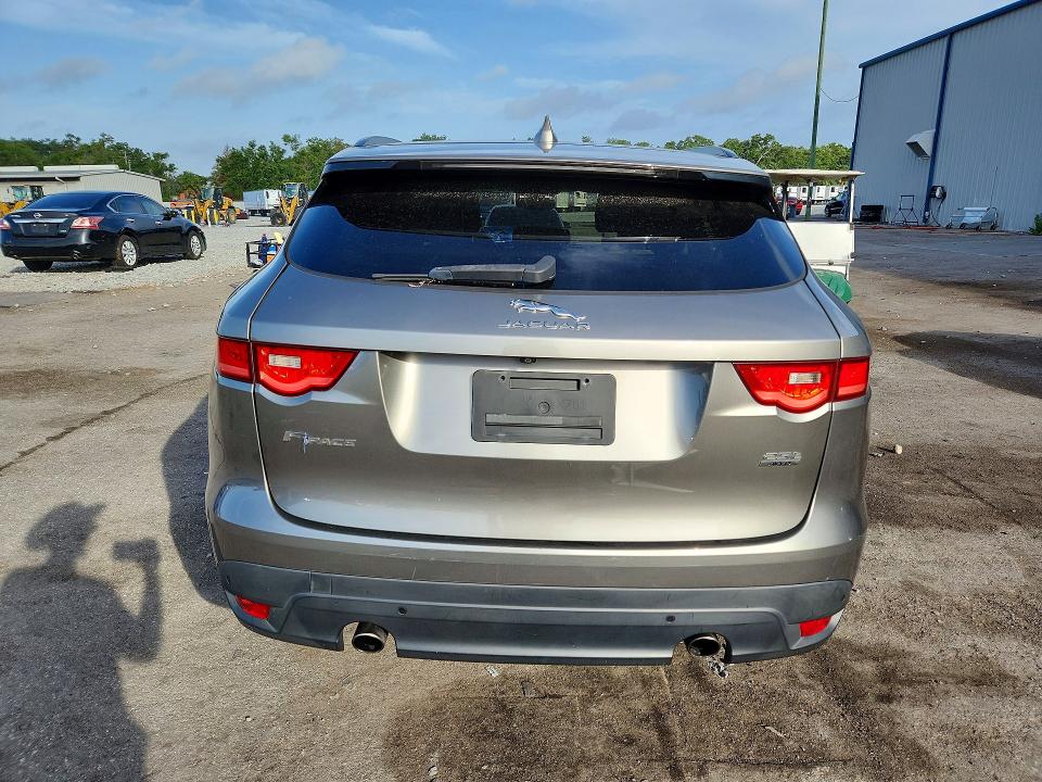 2019 Jaguar F-pace VIN SADCJ2FX4KA609569 COPART salvage auction — SIDE, Fl - Cert Of Title Slvg Rebuildable, sold $3,750 on 2026-07-15 (photo 6)