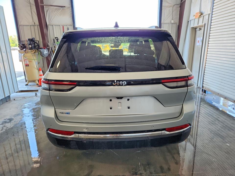 2023 Jeep Grand cherokee VIN 1C4RJYB66PC664834 COPART salvage auction — NORMAL WEAR, MO - CERTIFICATE OF TITLE, sold $20,750 on 2026-07-09 (photo 6)