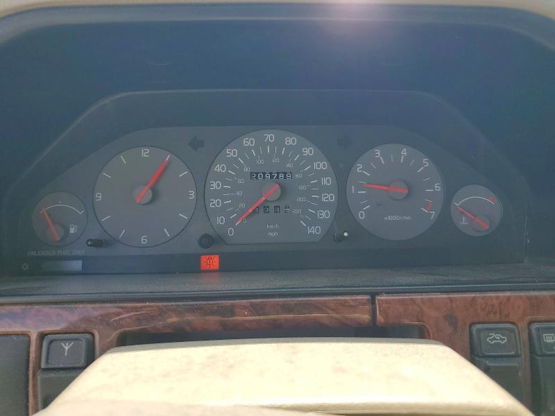 1998 Volvo S90 VIN YV1KS9601W1139193 COPART salvage auction — REAR END, ID - SALVAGE CERTIFICATE OF TITLE, sold $125 on 2026-07-30 (photo 9)