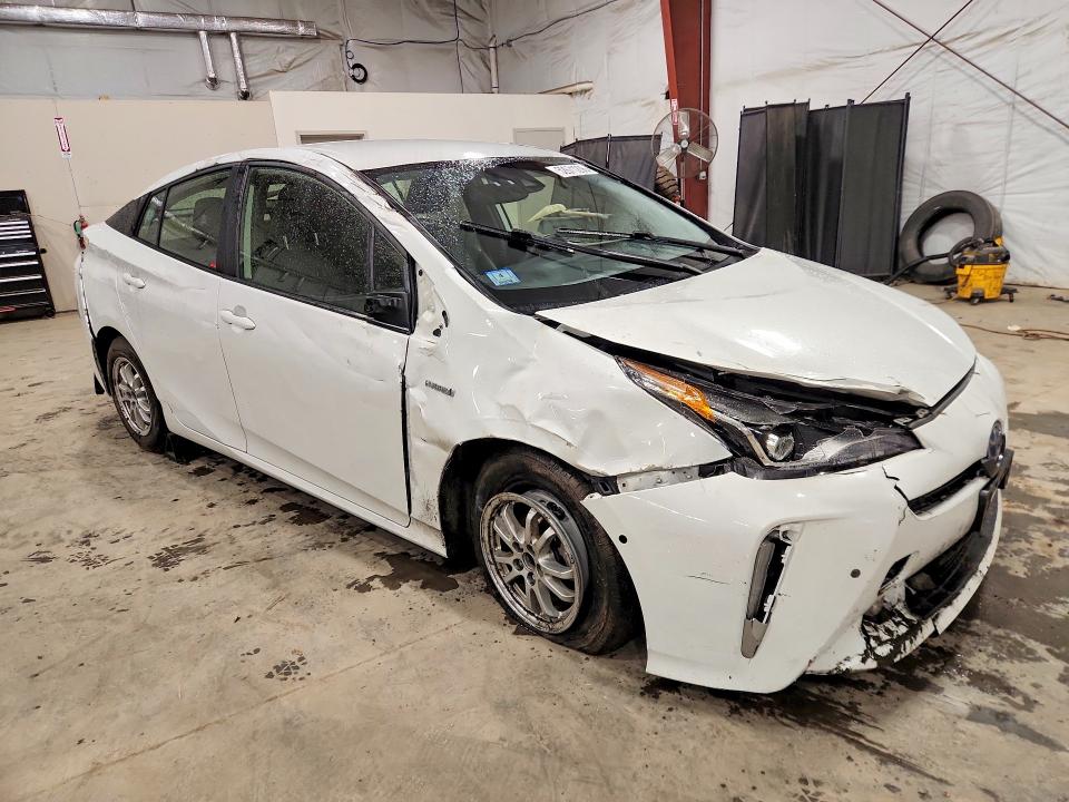 2021 Toyota Prius VIN JTDL9MFUXM3027201 COPART salvage auction — ROLLOVER, VT - CERT OF TITLE-SALVAGE VEHICLE, sold $5,200 on 2026-07-20 (photo 4)