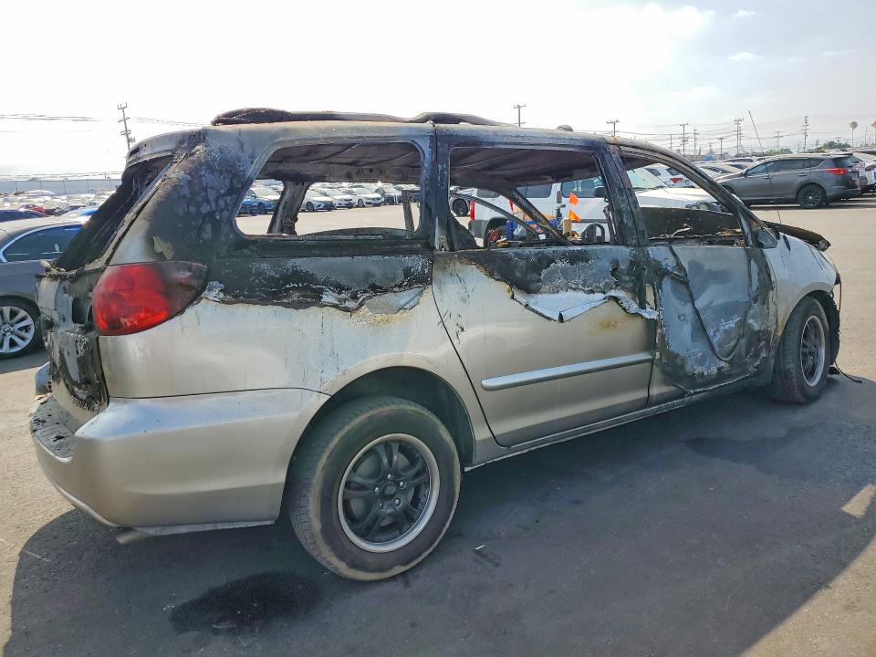 2007 Toyota Sienna VIN 5TDZK23C27S054894 COPART salvage auction — BURN, CA - SALVAGE CERTIFICATE, sold $250 on 2026-07-20 (photo 3)