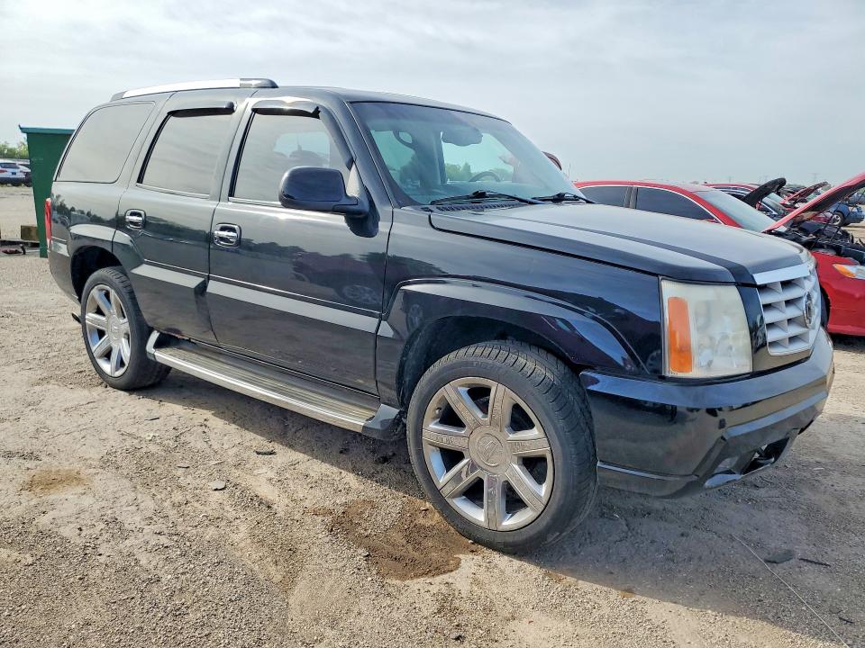 2002 Cadillac Escalade VIN 1GYEK63N02R101817 COPART salvage auction — VANDALISM, Il - Salvage Certificate, sold $1,500 on 2026-07-02 (photo 4)