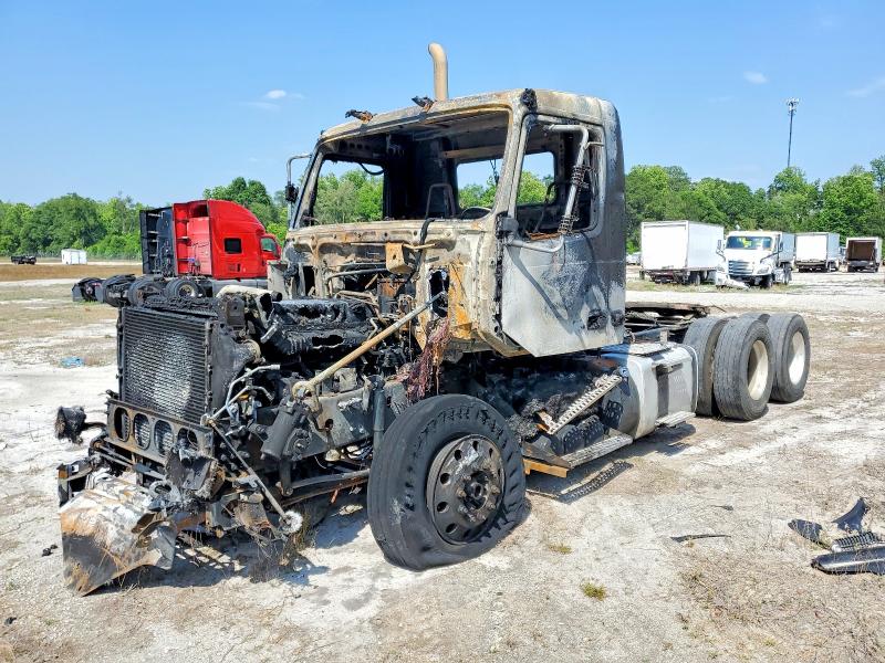 2014 Volvo Vn VIN 4V4NC9EHXEN162751 COPART salvage auction — BURN, GA - BILL OF SALE - PARTS ONLY, sold $200 on 2026-07-02 (photo 2)