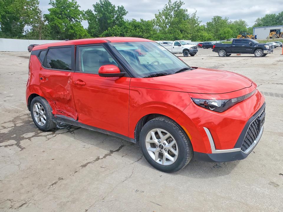 2023 Kia Soul VIN KNDJ23AU3P7197250 COPART salvage auction — HAIL, Mo - Salvage Certificate Of Title, sold $5,200 on 2026-07-07 (photo 4)