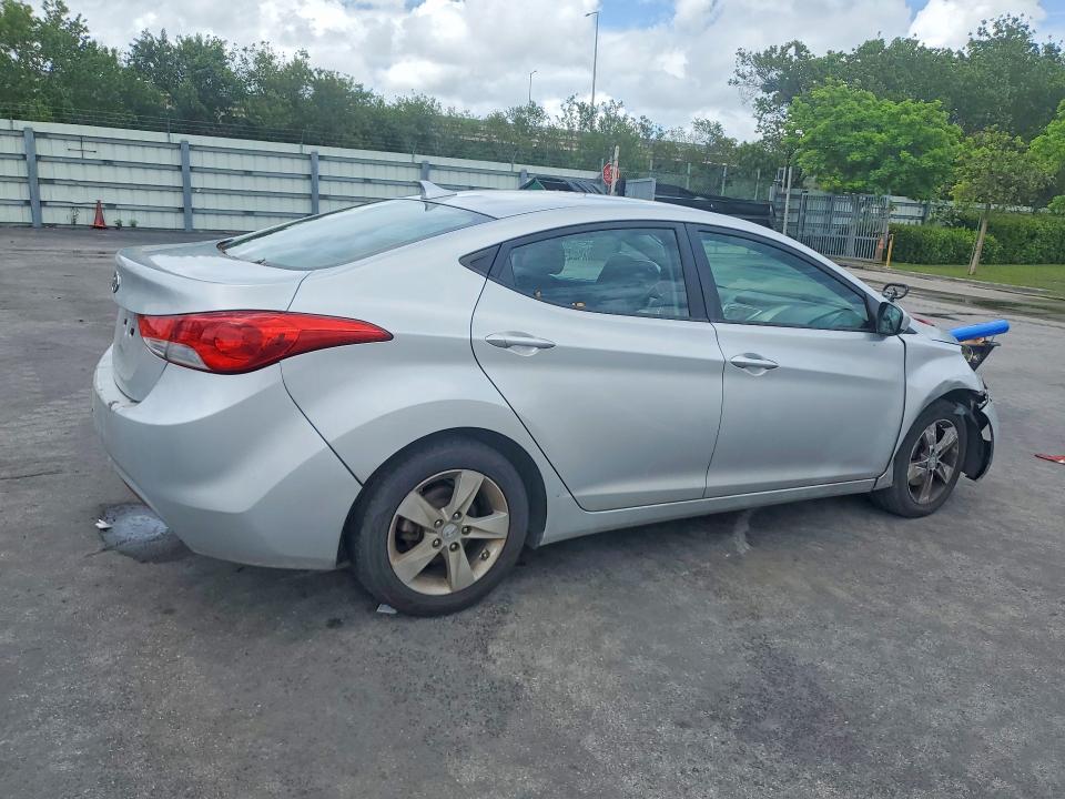 2012 Hyundai VIN KMHDH4AE3CU328761 COPART salvage auction — FRONT END, Fl - Cert Of Title Slvg Rebuildable, sold $1,050 on 2026-07-27 (photo 3)