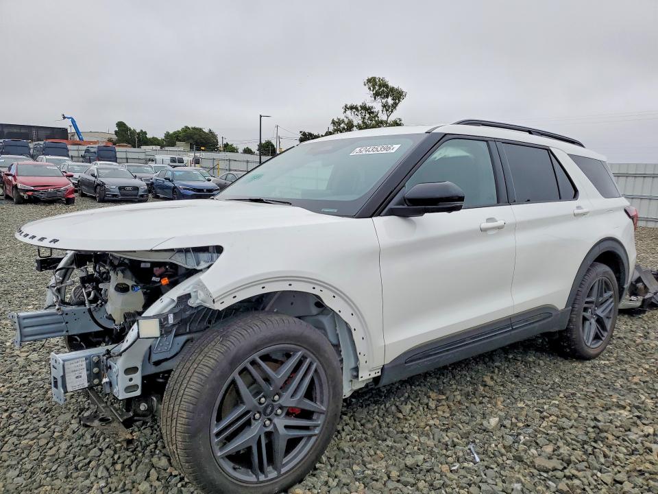 2026 Ford Explorer VIN 1FMWK8GC9TGA14635 — COPART salvage auction photo