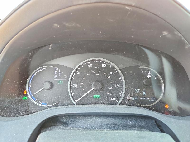 2012 Lexus Ct VIN JTHKD5BH2C2082480 COPART salvage auction — VANDALISM, IL - SALVAGE CERTIFICATE, sold $4,100 on 2026-07-09 (photo 9)