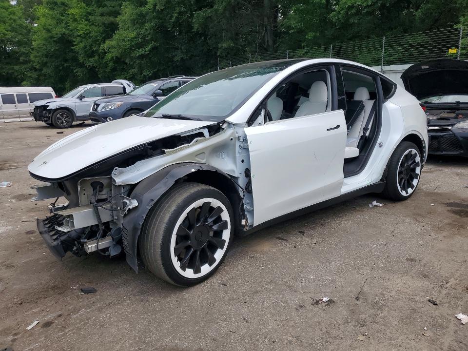2022 Tesla Model y VIN 7SAYGDEE4NF423315 COPART salvage auction — FRONT END, GA - CERT OF TITLE-SALVAGE, sold $9,200 on 2026-07-10 (photo 1)