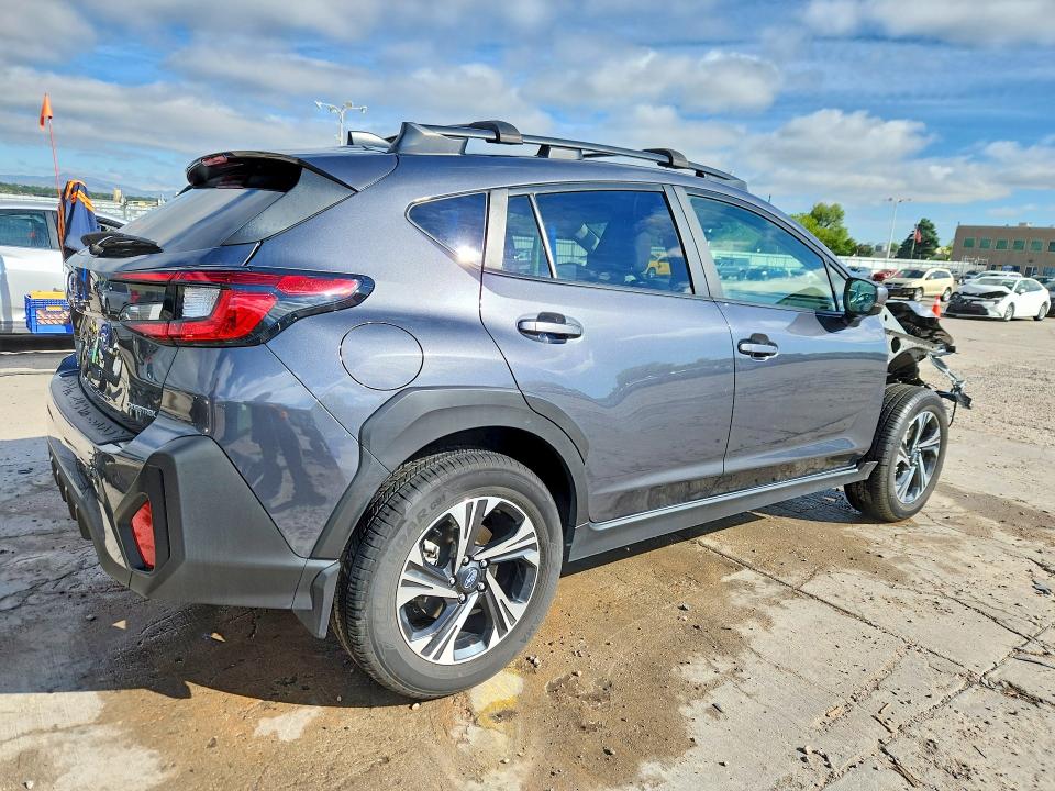 2025 Subaru VIN JF2GUHDC6S8222179 COPART salvage auction — FRONT END, CO - SALVAGE TITLE, sold $7,000 on 2026-07-27 (photo 3)