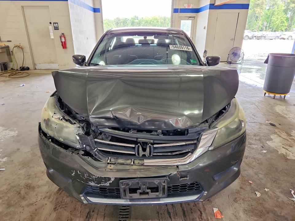 2013 Honda Accord VIN 1HGCR2F36DA134464 COPART salvage auction — FRONT END, VA - CERT OF TITLE - SALVAGE, sold $1,100 on 2026-07-02 (photo 5)