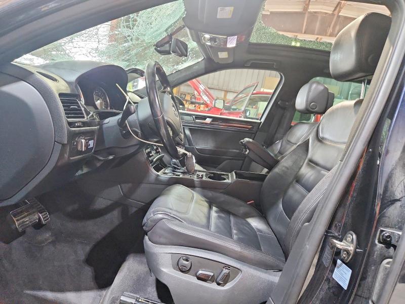 2014 Volkswagen Touareg VIN WVGEP9BPXED013575 COPART salvage auction — HAIL, Mo - Salvage Certificate Of Title, sold $1,550 on 2026-07-28 (photo 7)