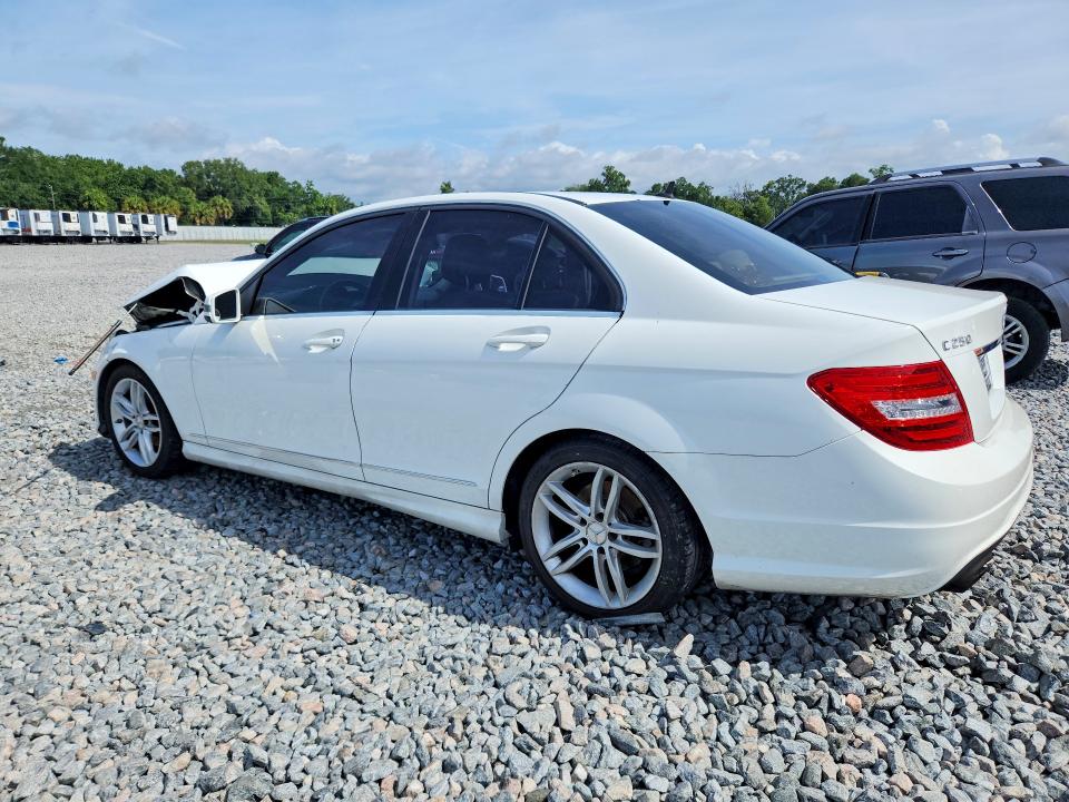 2013 Mercedes-benz C-klasse VIN WDDGF4HBXDR271049 COPART salvage auction — FRONT END, Fl - Cert Of Title Slvg Rebuildable, sold $825 on 2026-07-15 (photo 2)