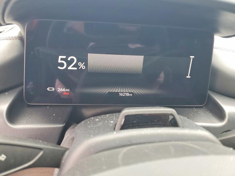 2024 Acura Zdx VIN 4W5XHPRL9RZ500537 COPART salvage auction — FRONT END, Tx - Salvage Vehicle Title, sold $3,750 on 2026-07-02 (photo 9)