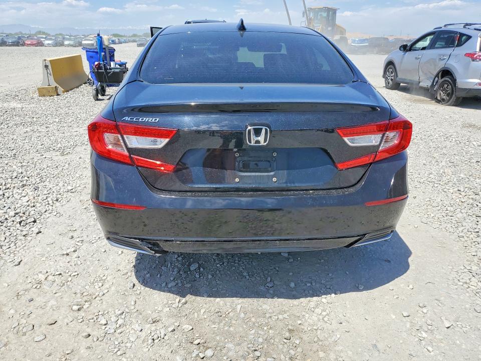 2018 Honda Accord VIN 1HGCV1F17JA066692 COPART salvage auction — SIDE, Co - Public - Salvage Title, sold $9,200 on 2026-07-02 (photo 6)