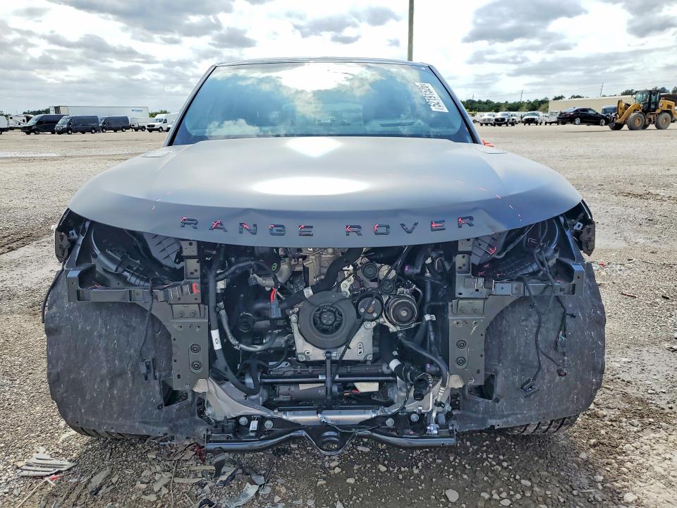 2026 Land rover VIN SAL1L9FU0TA634815 COPART salvage auction — FRONT END, TX - SALVAGE VEHICLE TITLE, sold $11,200 on 2026-07-30 (photo 5)