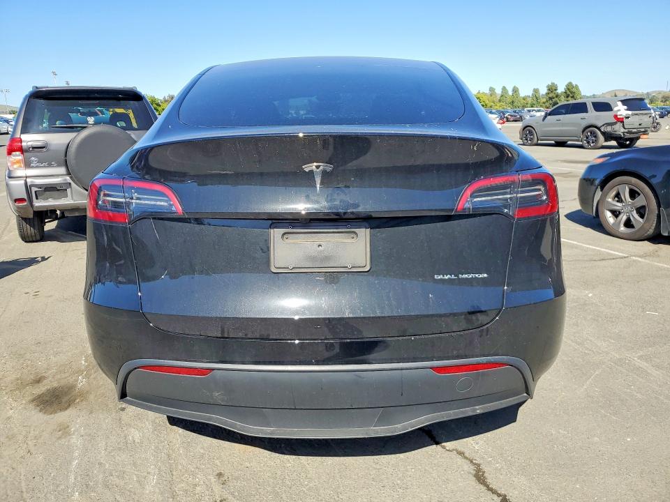 2024 Tesla Model y VIN 7SAYGDEEXRF115135 COPART salvage auction — SIDE, Ca - Salvage Certificate, sold $13,400 on 2026-07-31 (photo 6)