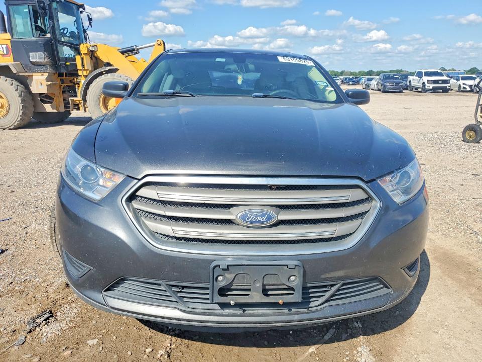 2018 Ford Taurus VIN 1FAHP2D88JG133324 COPART salvage auction — SIDE, Tx - Salvage Vehicle Title, sold $825 on 2026-07-09 (photo 5)