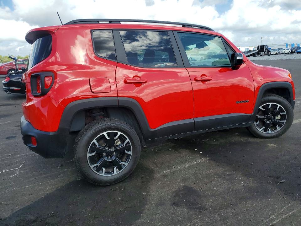 2023 Jeep Renegade VIN ZACNJDB17PPP68088 COPART salvage auction — FRONT END, Fl - Cert Of Title Slvg Rebuildable, sold $4,200 on 2026-08-10 (photo 3)