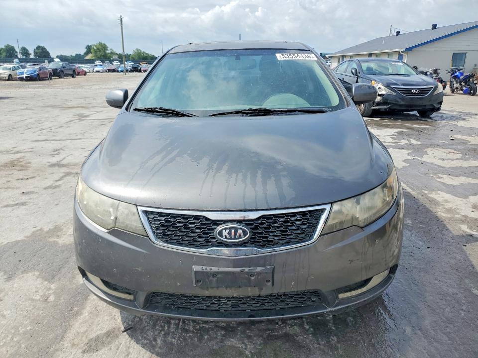 2013 Kia Forte VIN KNAFW4A31D5687228 COPART salvage auction — REAR END, Mo - Salvage Certificate Of Title, sold $175 on 2026-07-13 (photo 5)