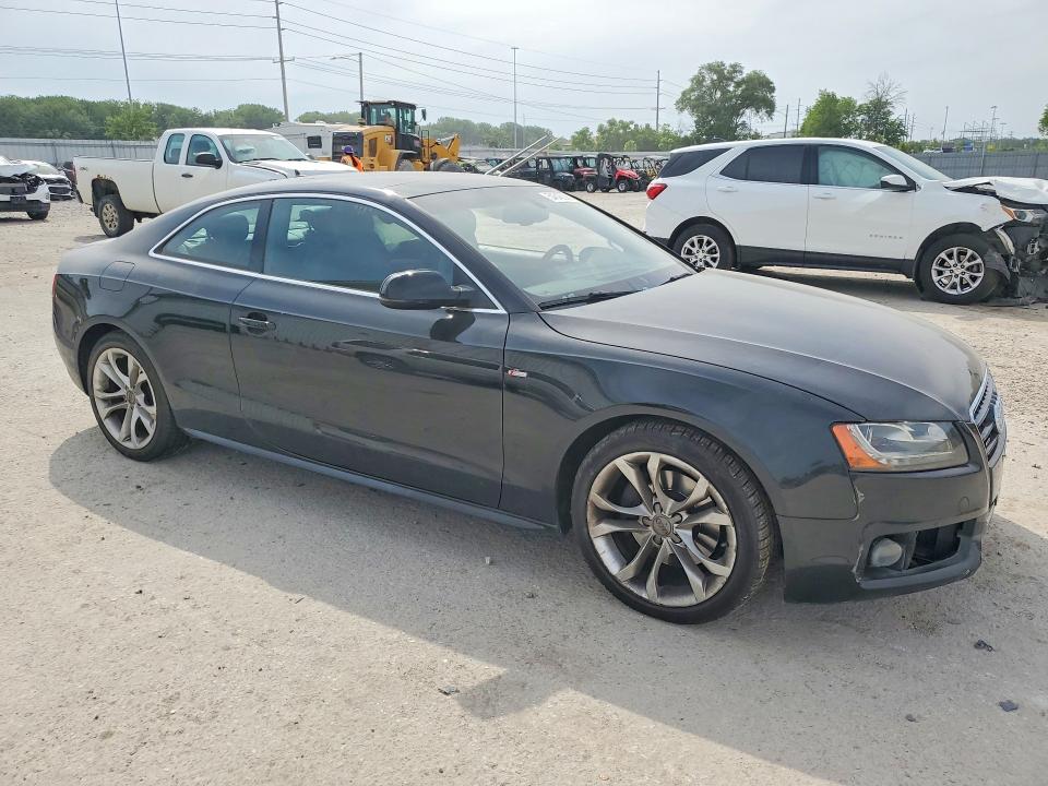 2010 Audi A5 VIN WAUWKAFR0AA064600 COPART salvage auction — SIDE, Ia - Cert Of Title-Salvage Title, sold $600 on 2026-07-17 (photo 4)