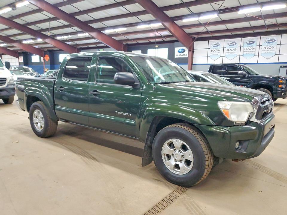 2012 Toyota Tacoma VIN 3TMLU4EN7CM096689 COPART salvage auction — REAR END, Nh - Certificate Of Title, sold $7,700 on 2026-07-31 (photo 4)
