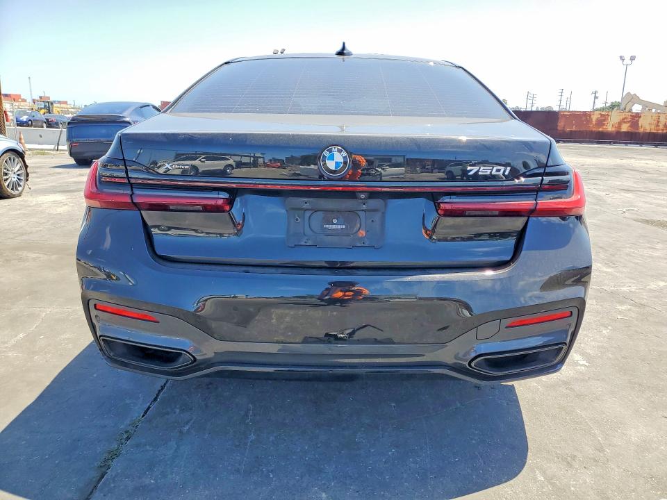 2021 BMW VIN WBA7U2C02MCF50041 COPART salvage auction — FRONT END, Ca - Salvage Certificate, sold $15,300 on 2026-08-19 (photo 6)