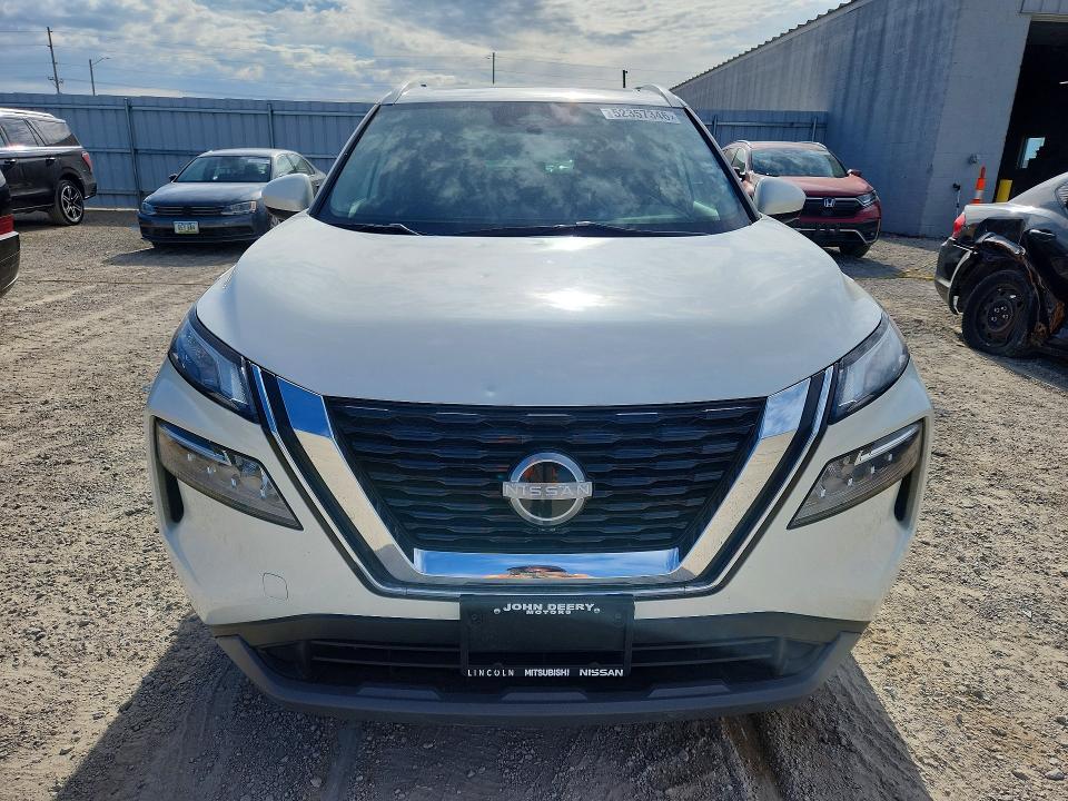2023 Nissan VIN JN8BT3BBXPW495349 COPART salvage auction — HAIL, IA - CERT OF TITLE-SALVAGE TITLE, sold $9,600 on 2026-07-08 (photo 5)
