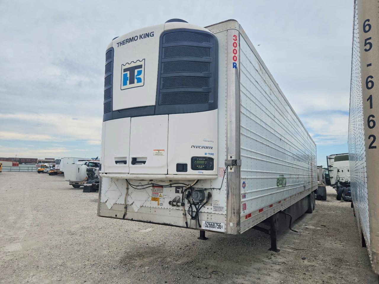 2018 Utility '53 VIN 1UYVS2530JM851063 COPART salvage auction — Side, NE - CERTIFICATE OF TITLE, sold $15,800 on 2026-06-23 (photo 2)