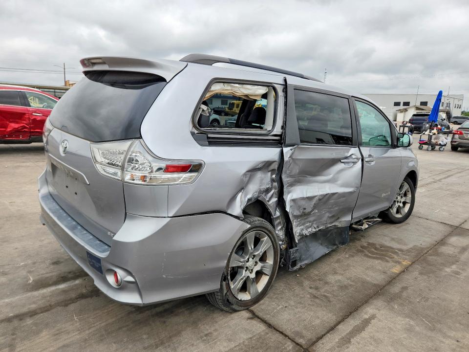 2012 Toyota Sienna VIN 5TDXK3DC8CS246889 COPART salvage auction — SIDE, Tx - Salvage Vehicle Title, sold $2,000 on 2026-07-02 (photo 3)