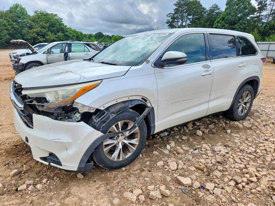 2015 Toyota VIN 5TDZKRFH2FS103381 COPART salvage auction — FRONT END, NC - SALVAGE CERTIFICATE OF TITLE, sold $7,100 on 2026-07-20 (photo 1)