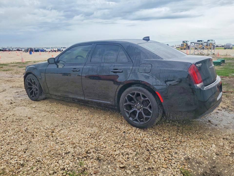 2019 Chrysler 300 VIN 2C3CCABG6KH617880 COPART salvage auction — FRONT END, Tx - Certificate Of Title, sold $3,750 on 2026-07-09 (photo 2)