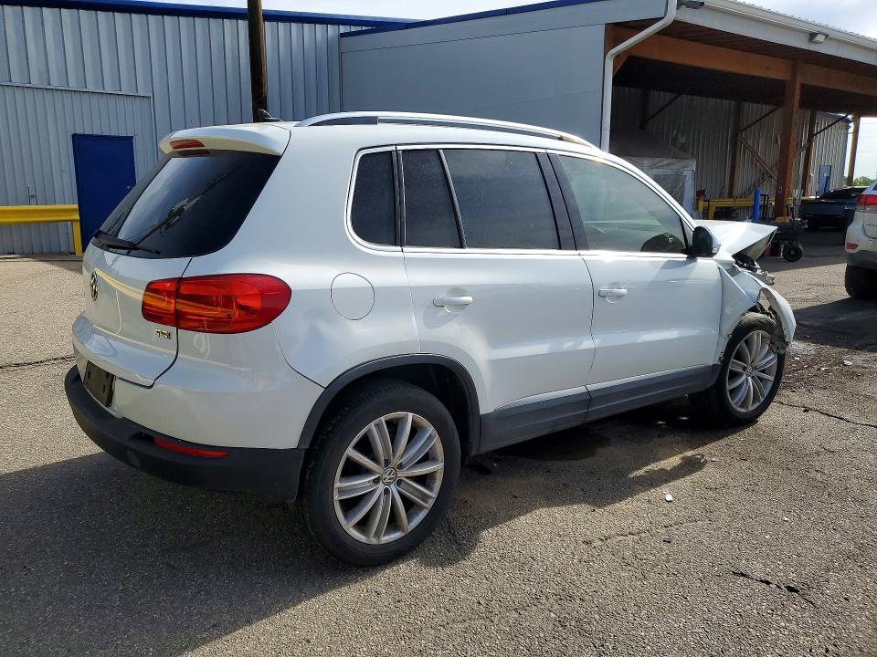 2016 Volkswagen Tiguan VIN WVGAV7AX9GW507489 COPART salvage auction — FRONT END, Co - Salvage Title, sold $850 on 2026-07-30 (photo 3)