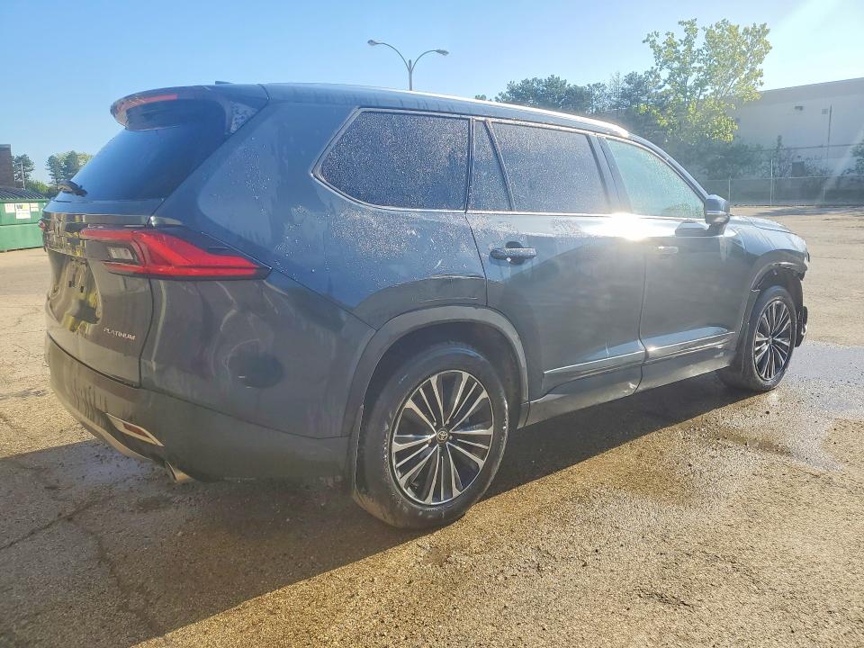 2024 Toyota Highlander VIN 5TDADAB58RS004699 COPART salvage auction — FRONT END, Il - Certificate Of Title, sold $13,100 on 2026-07-21 (photo 3)