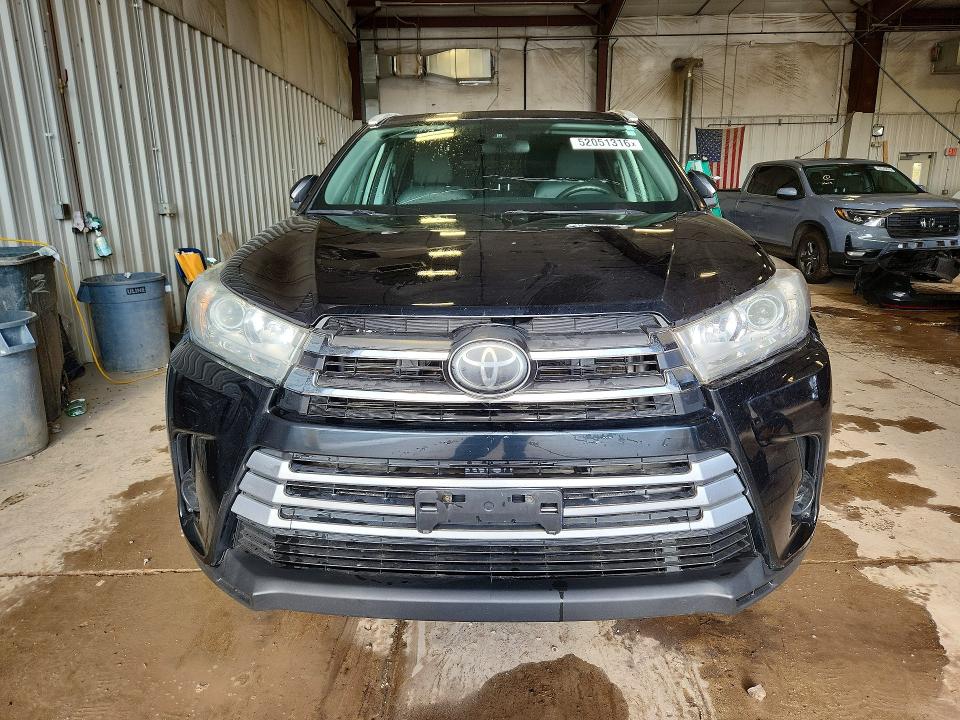 2017 Toyota VIN 5TDBZRFH5HS394085 COPART salvage auction — HAIL, Wi - Junked Vehicle Bill Of Sale, sold $5,500 on 2026-07-06 (photo 5)