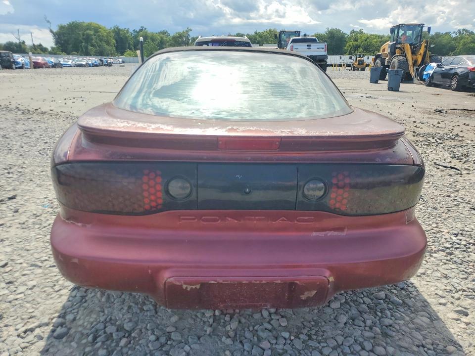 2001 Pontiac Firebird VIN 2G2FS22K012126572 COPART salvage auction — MINOR DENT/SCRATCHES, Fl - Cert Of Title Slvg Rebuildable, sold $425 on 2026-07-08 (photo 6)