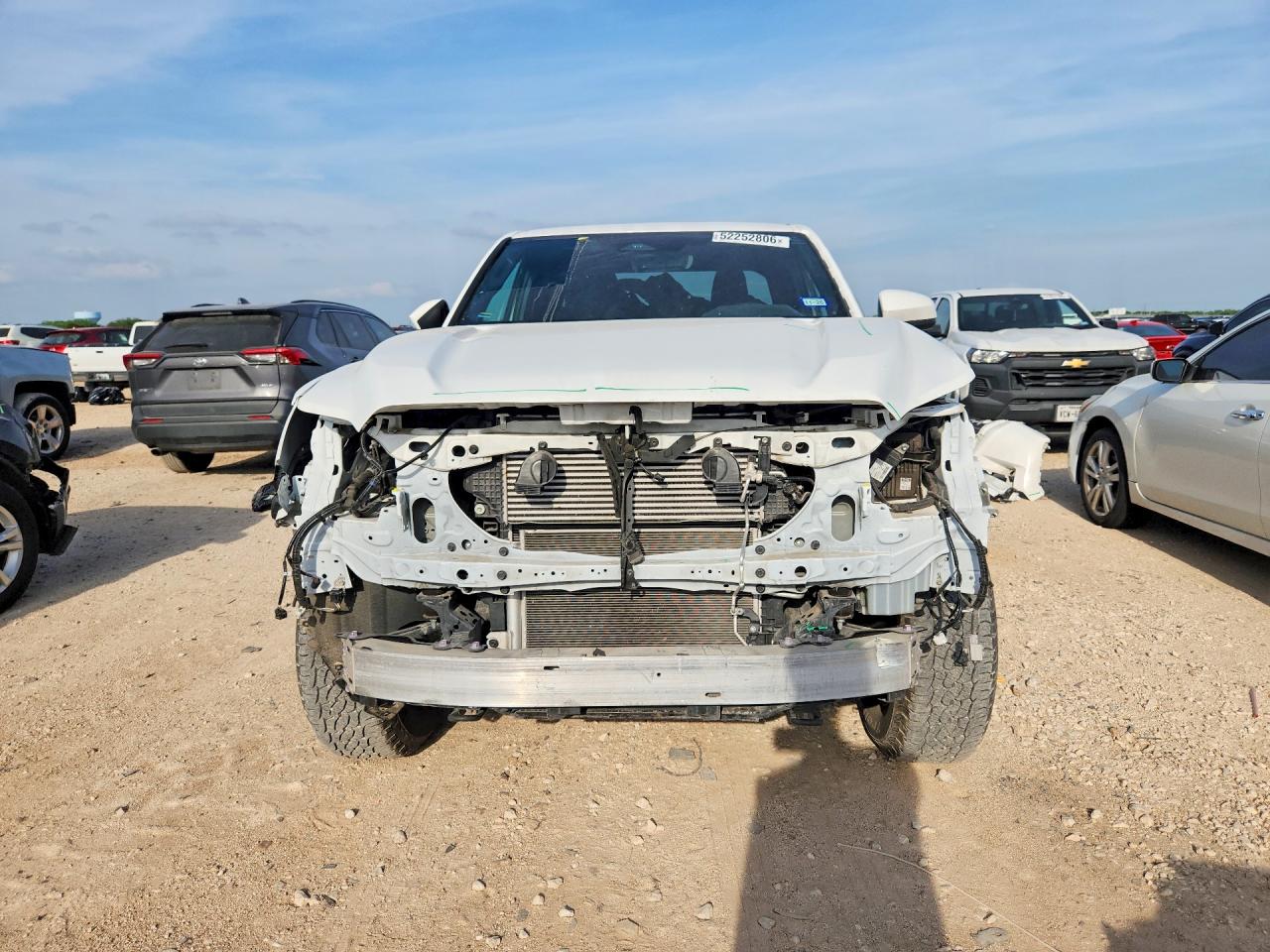 2024 Toyota Tacoma VIN 3TMLB5JN3RM010238 COPART salvage auction — Front End, TX - SALVAGE VEHICLE TITLE, sold $15,700 on 2026-06-25 (photo 5)