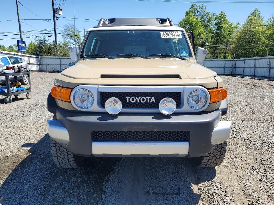 2012 Toyota Fj cruiser VIN JTEBU4BF0CK148658 COPART salvage auction — SIDE, Nj - Cert Of Title-Salvage, sold $15,000 on 2026-07-02 (photo 5)