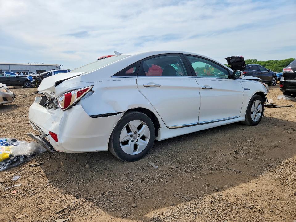 2012 Hyundai Sonata VIN KMHEC4A45CA022687 COPART salvage auction — REAR END, Il - Salvage Certificate, sold $400 on 2026-07-10 (photo 3)