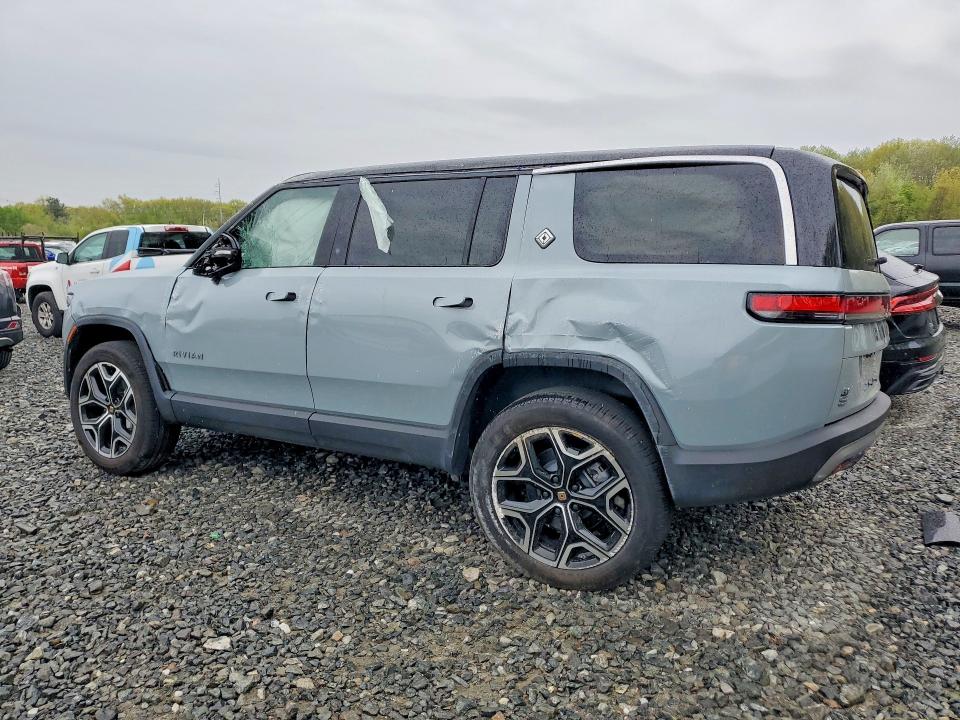 2025 Rivian R1s VIN 7PDSGBBA9SN071055 COPART salvage auction — SIDE, MA - CERT OF TITLE-SALVAGE, sold $375 on 2026-08-27 (photo 2)