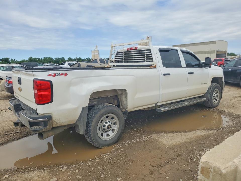 2019 Chevrolet Silverado VIN 1GC4KVCY4KF118014 COPART salvage auction — HAIL, Ks - Cert Of Title-Salvage, sold $300 on 2026-07-02 (photo 3)