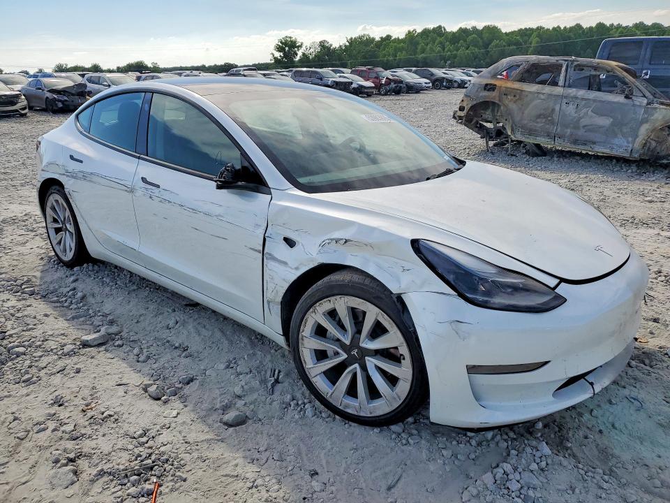 2023 Tesla Model 3 VIN 5YJ3E1EA6PF430844 COPART salvage auction — SIDE, Ga - Cert Of Ttl-Slvg Manufctr Bybk, sold $6,400 on 2026-07-08 (photo 4)