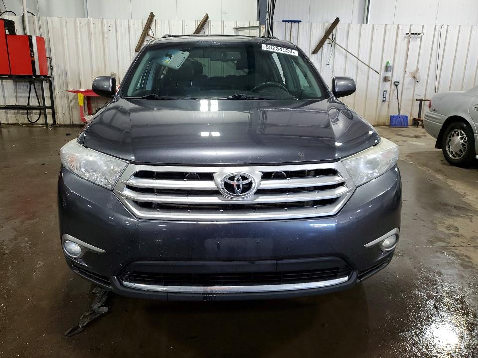 2013 Toyota VIN 5TDBK3EH7DS182401 COPART salvage auction — REAR END, Mn - Cert Of Title-Prior Salvage, sold $1,900 on 2026-07-14 (photo 5)
